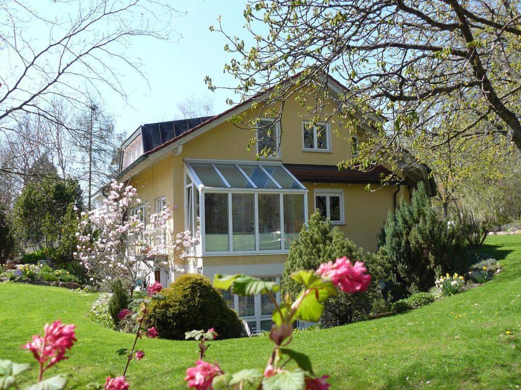 Апартаменты Haus Ahorn Бад-Дюрхайм Экстерьер фото